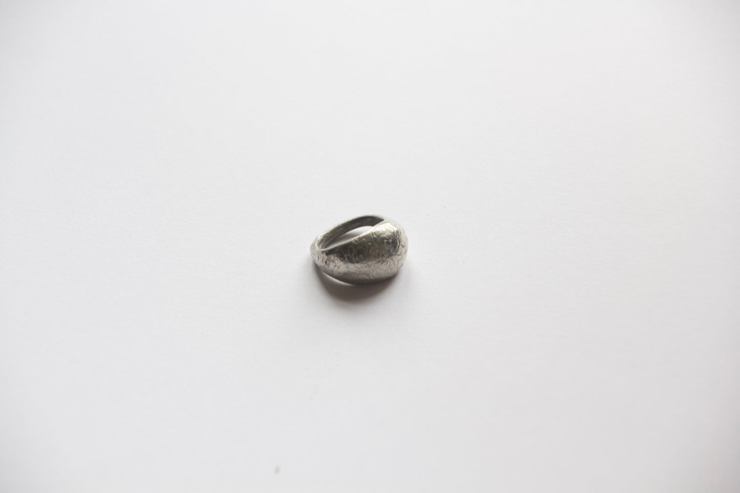 squiggle ring