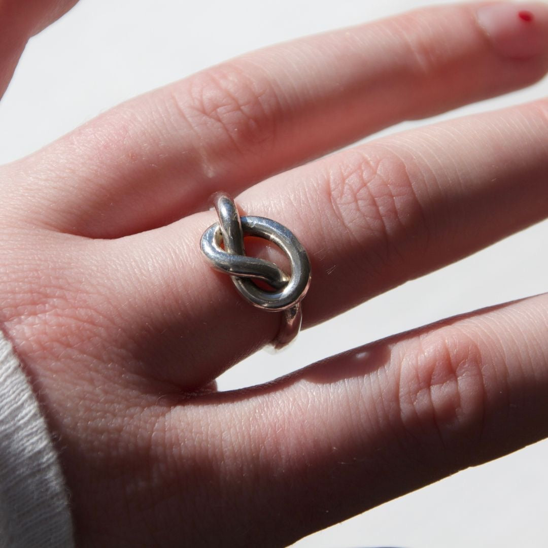 knot ring #3