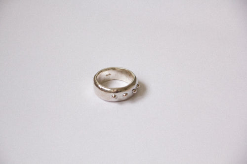 dot ring