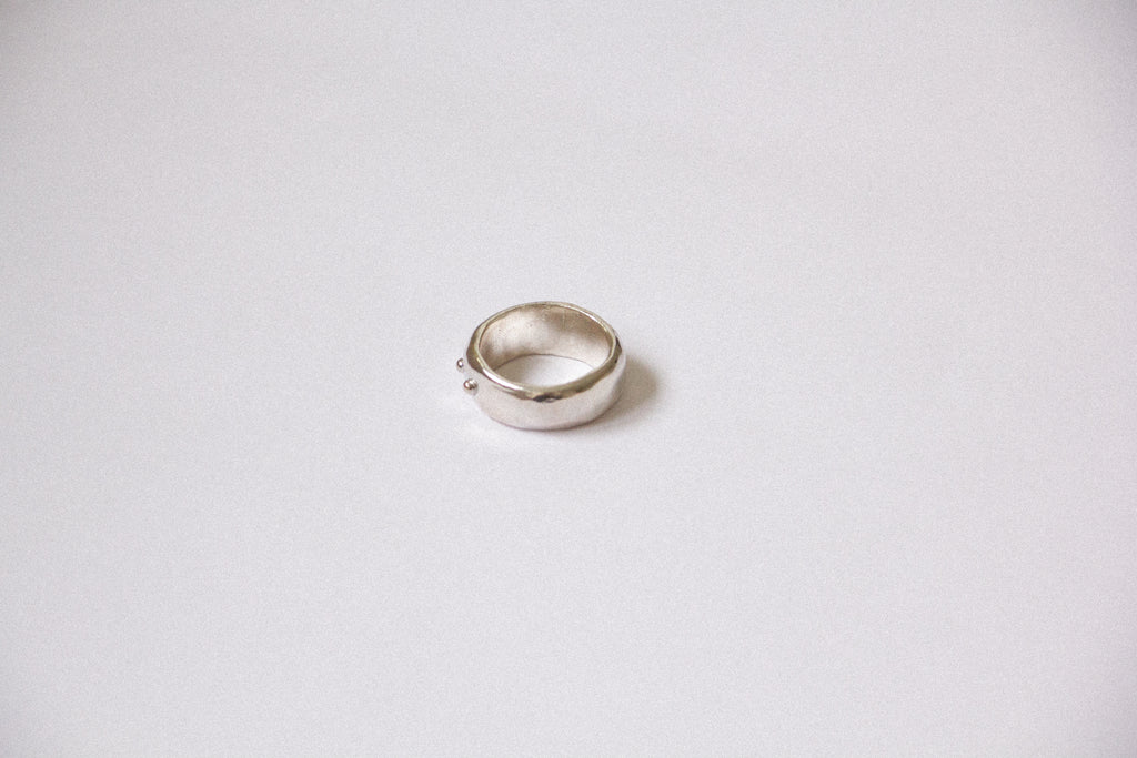 dot ring