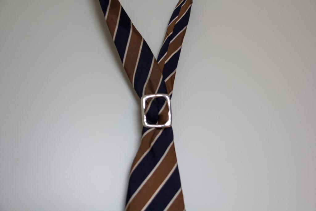 the square buckle