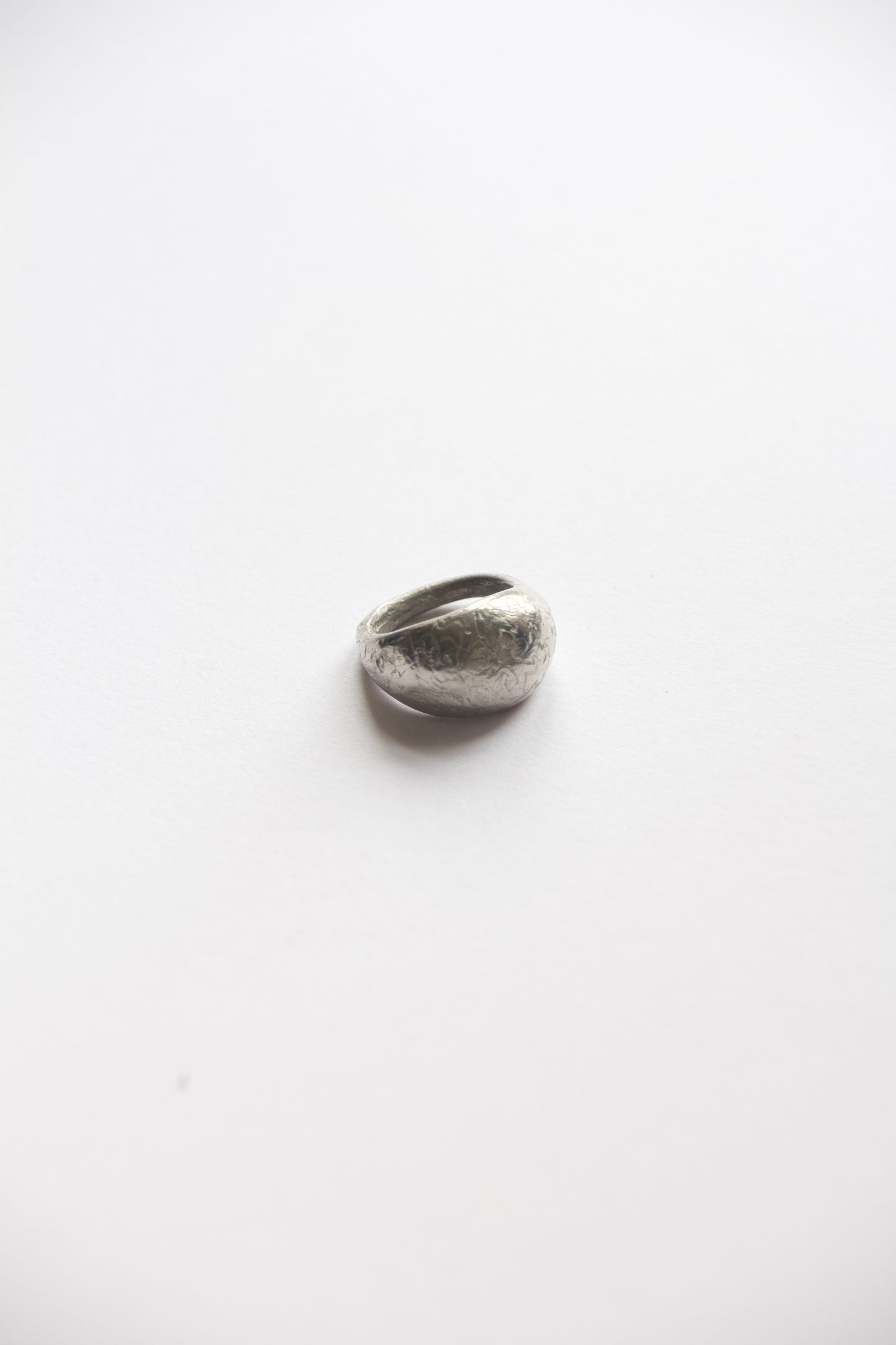 squiggle ring